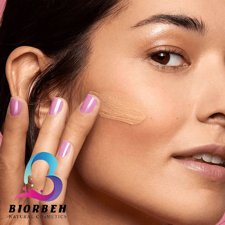 نشست کرم پودر آنکالر بی بی مات کننده 30 میل بر روی پوست صورت